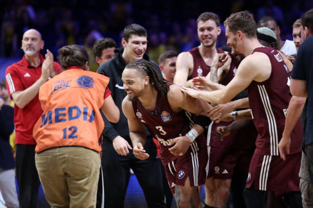 松懈令其错 松懈令其错