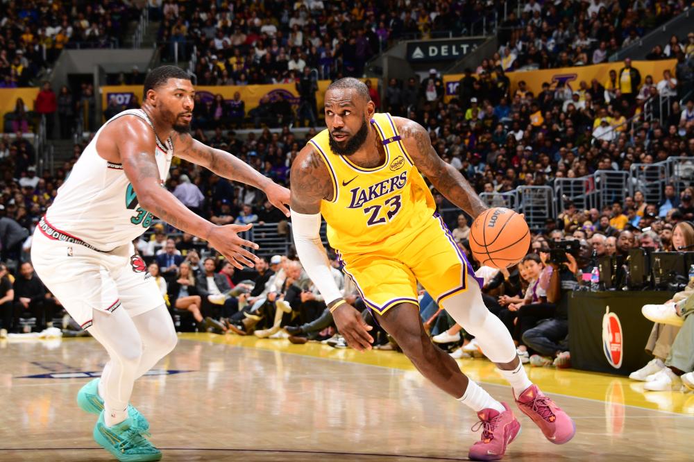 励着中国冰 励着中国冰