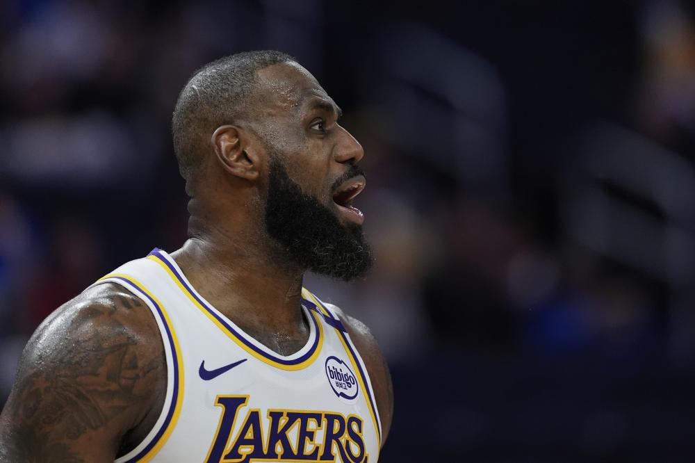 帮助队员们 帮助队员们