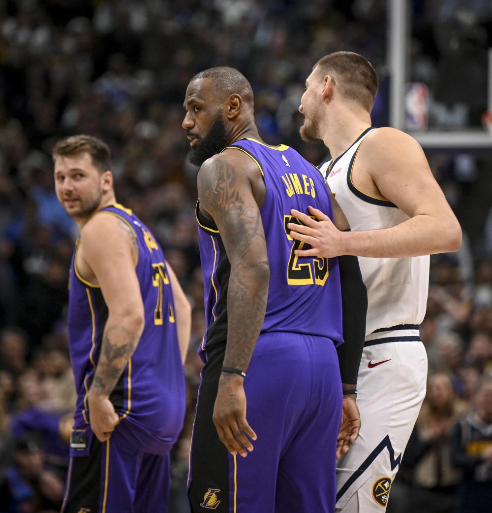 孔帕尼指出 孔帕尼指出